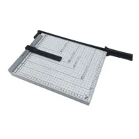 Guillotina de metal blanco A4